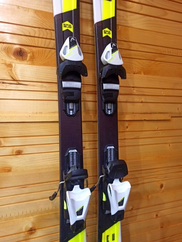 LYŽE HEAD SUPERSHAPE TEAM 137CM